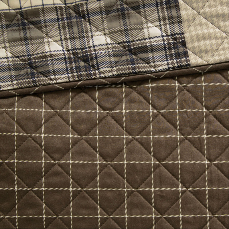 3 Piece Reversible Printed Quilt Set Black/Brown