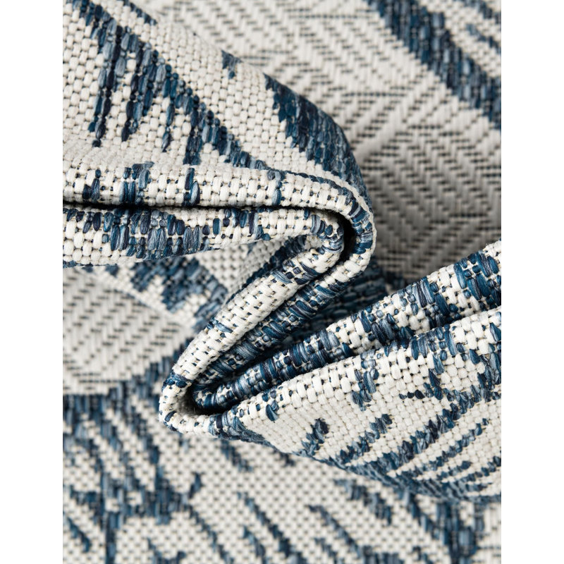Tapis contemporain de couleur ivoire et bleu marine Avelynn, Rectangle 2 pi x 3 pi 1 po