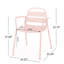 Ensemble de mobilier de patio, une table avec deux chaises-1033506701