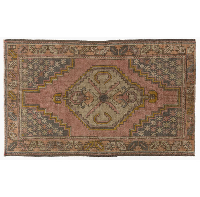 Tapis turc vintage fait à la main