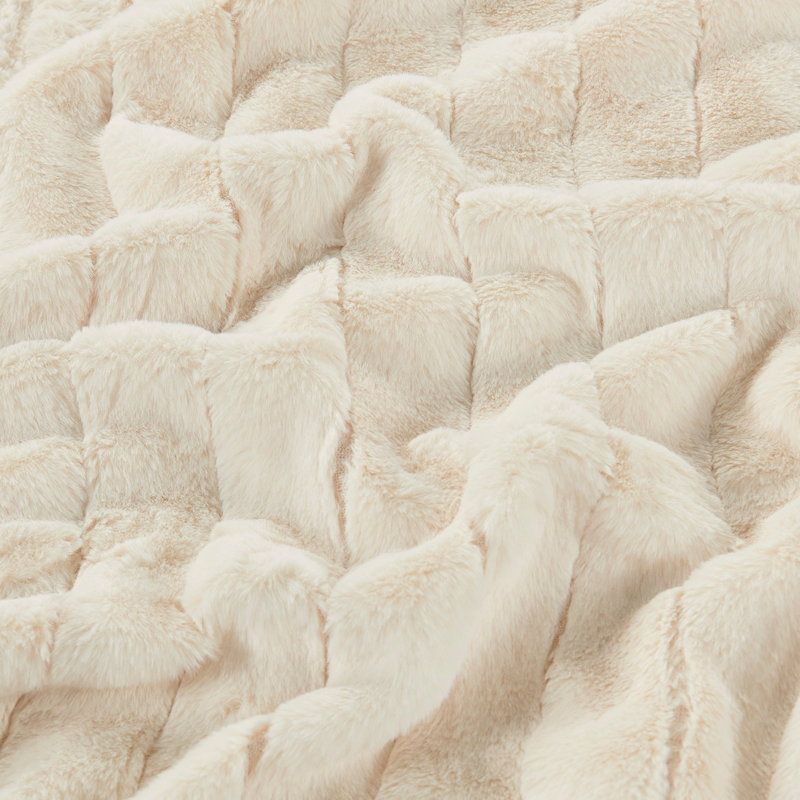 Antique White Faux Fur Throw Blanket and Pillow Set