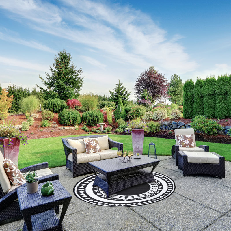 Round Ammaara Geometric 120cm X 120cm Indoor / Outdoor Area Rug