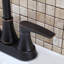 Robinet pour salle de bain à 2 poignées avec ensemble de drain Centreset