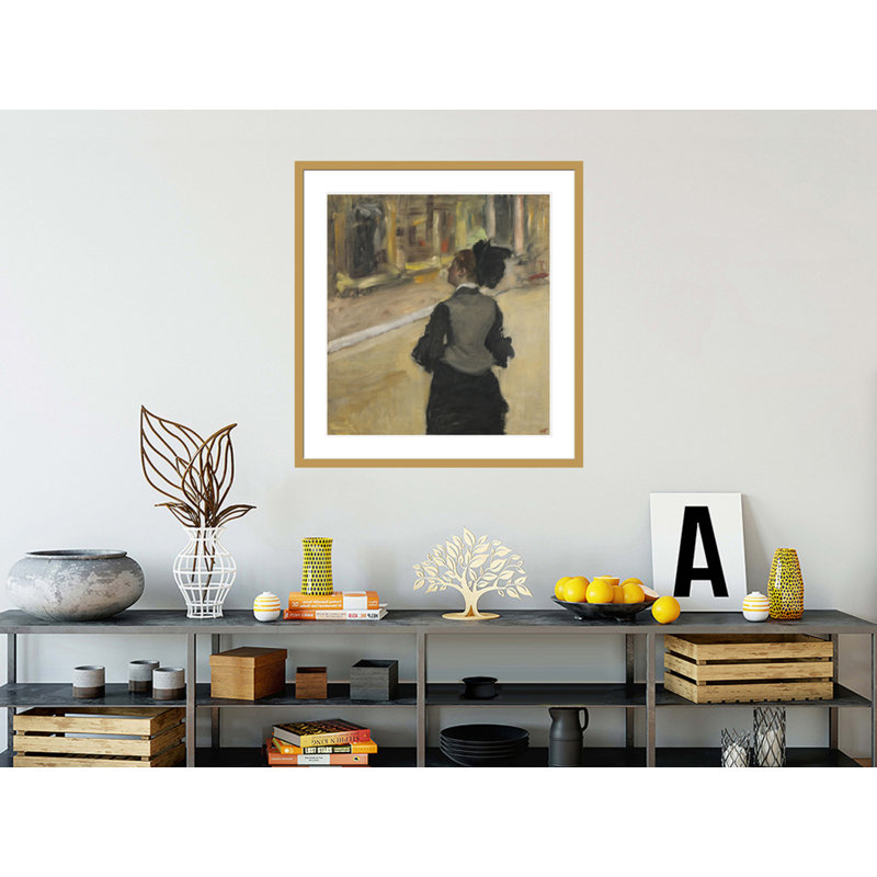 Femme vue de dos (visite d'un musée) par Edgar Degas, impression giclée encadrée, H 35,56 po x l 33,5 po