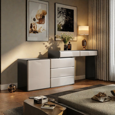 Commode de chambre de style crème