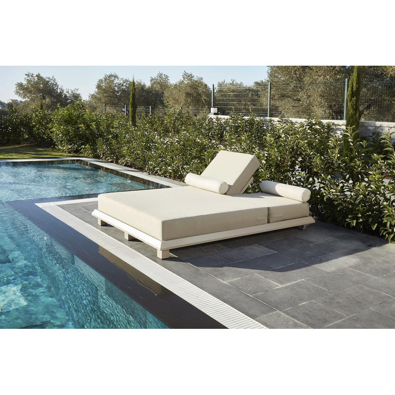 Chaise longue de jardin