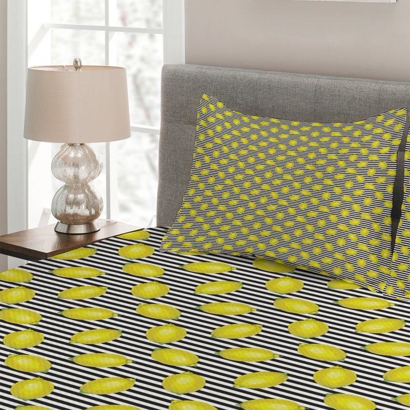 Farmhouse / Country Polyester Striped Coverlet