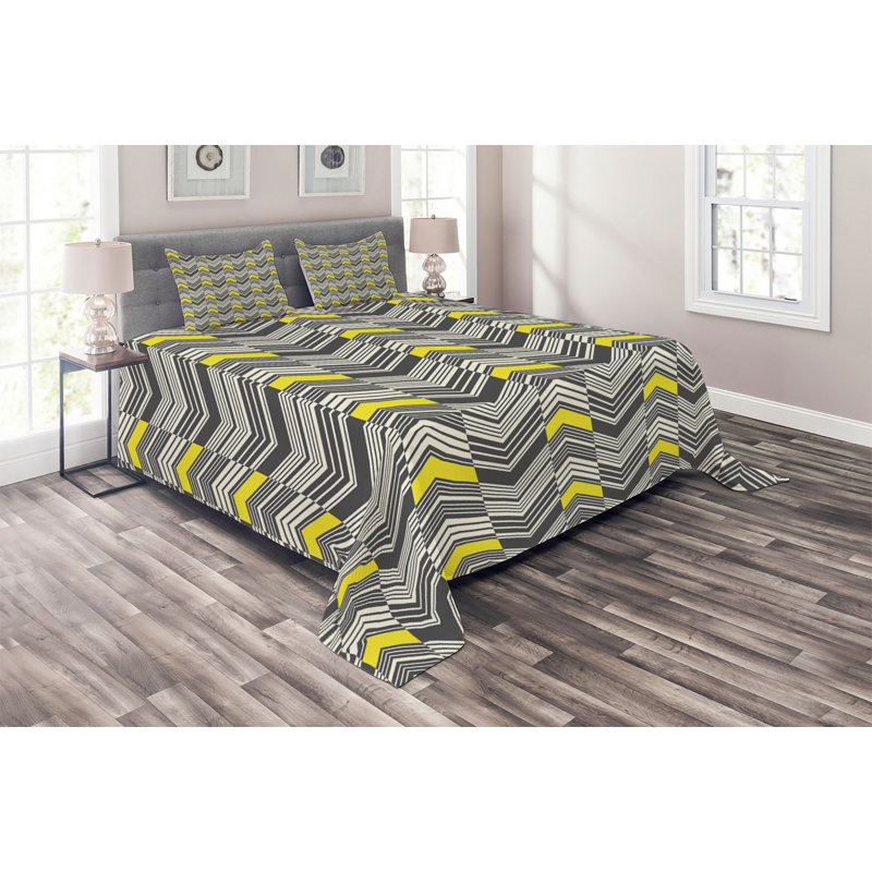 Polyester Chevron / Zig Zag Coverlet, King Bedspread + 2 Shams
