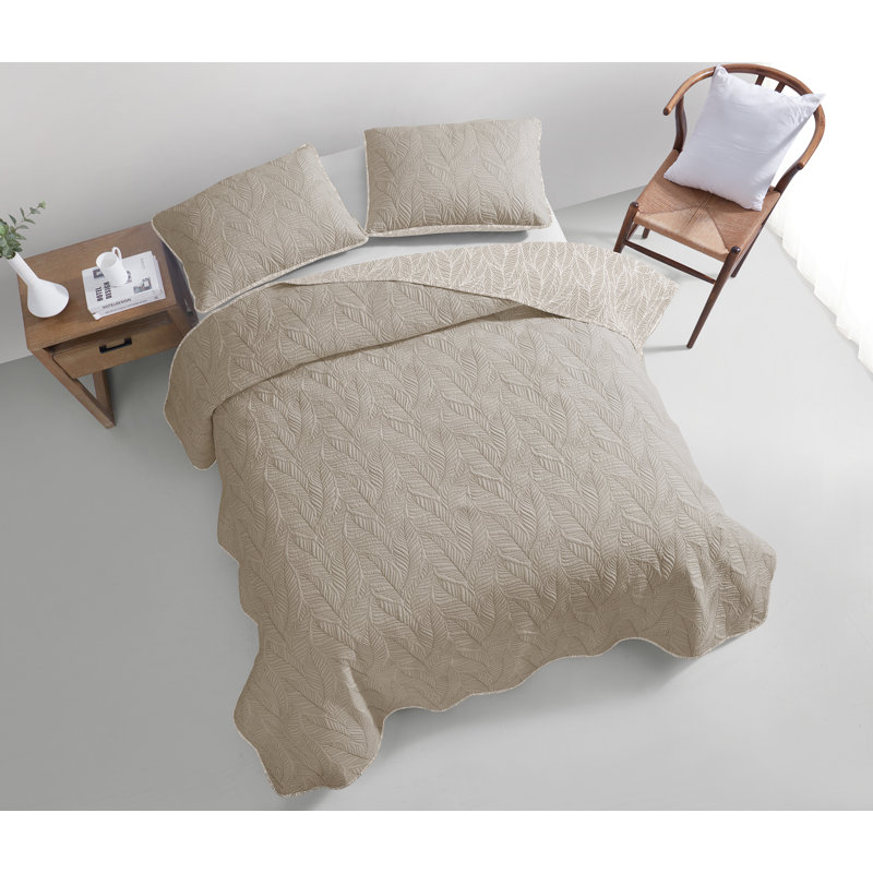Ensemble de courtepointe réversible 3 pièces Delia, Édredon pour grand lit + 2 taies décoratives sta