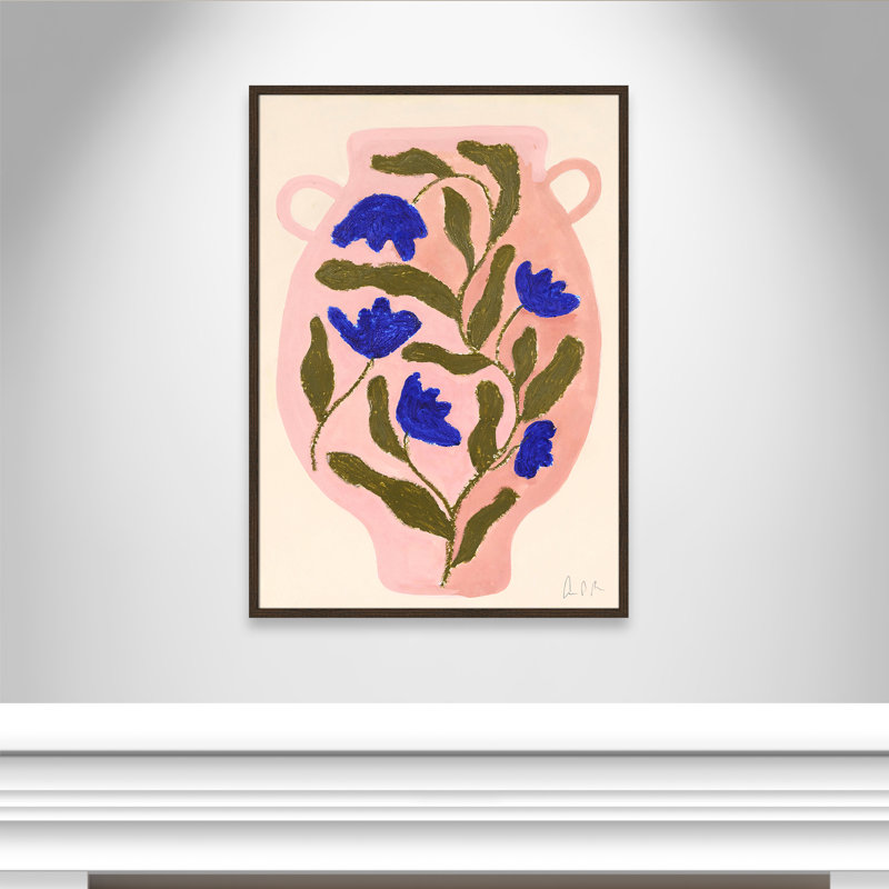 Vase n ° 01 par Camilla Bergqvist, Noyer, reproduction encadrée sans passe-partout, H 41,5 po x l 29,5 po x P 0,75 po