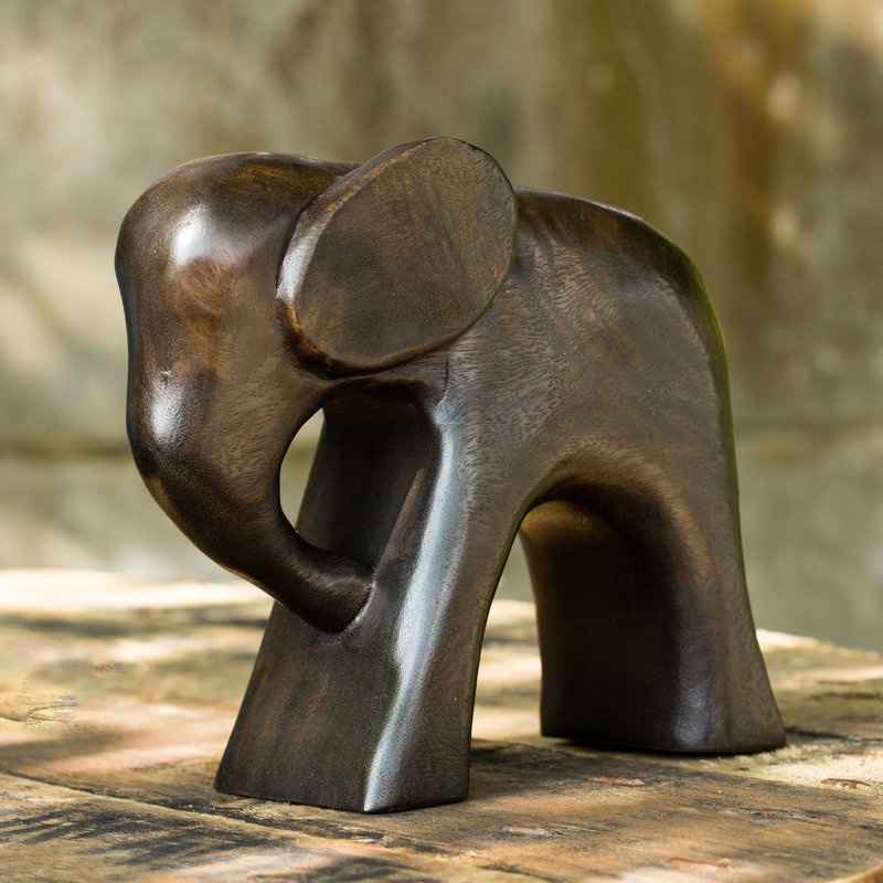 Tarsha Figurines & Sculptures