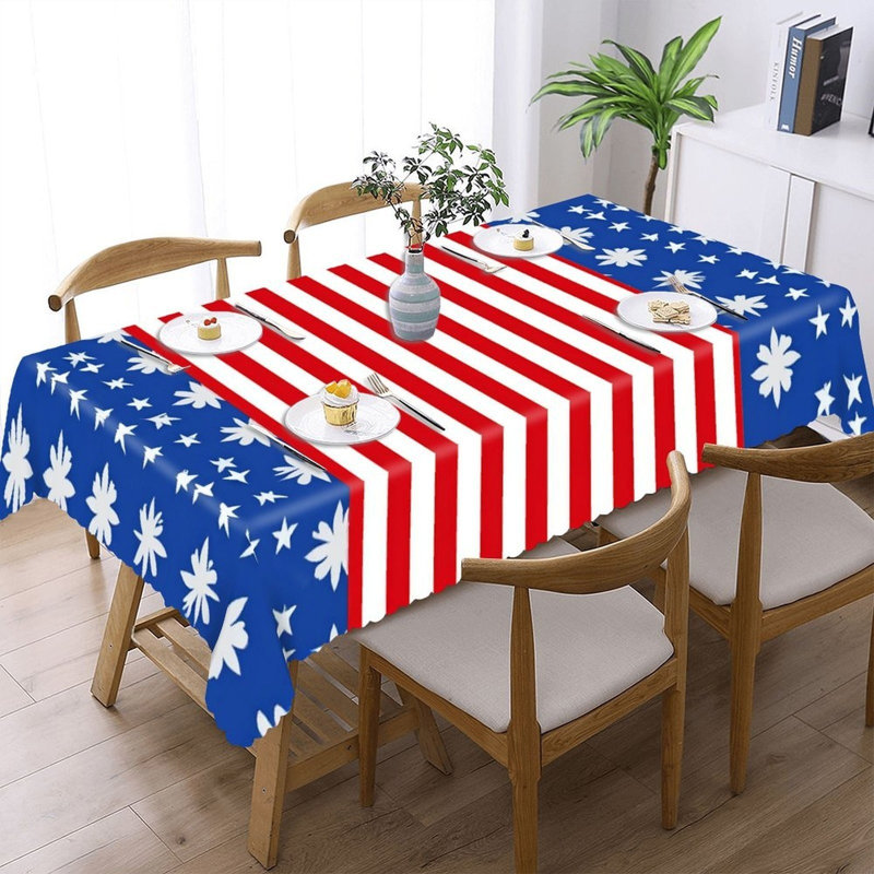 Nappe rectangulaire festonnée rouge, bleu, blanc et étoile