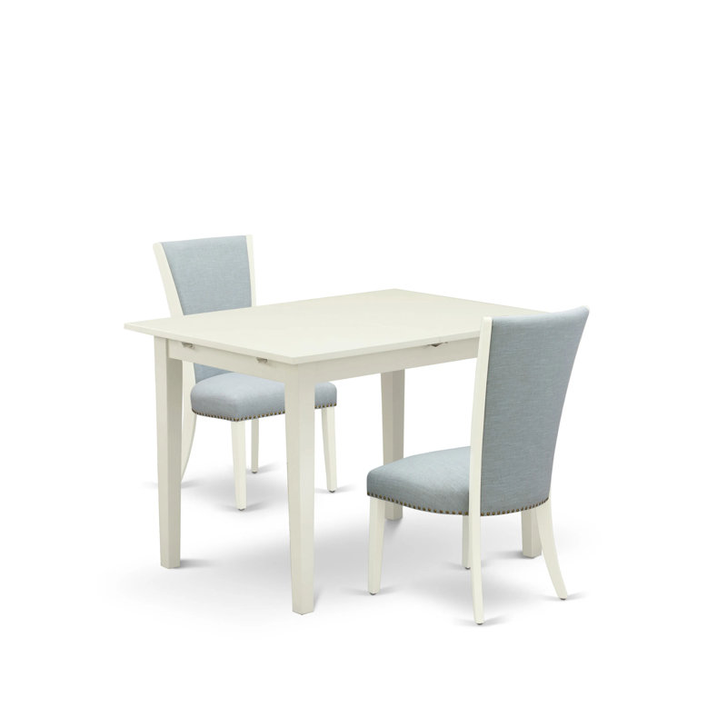 L'ensemble de 3 pièces de table de salle à manger contient une table de cuisine rectangulaire avec feuille papillon et 2 chaises Parson en tissu bleu bébé, lin blanc