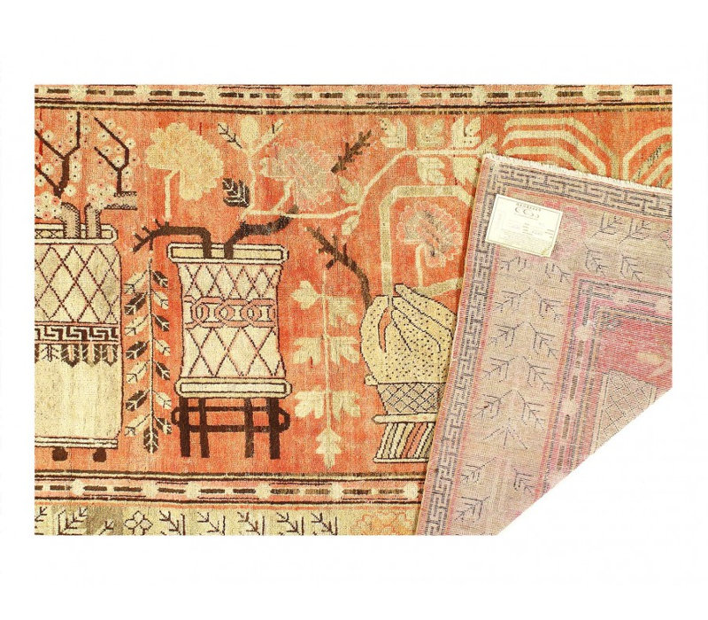 Tapis unique en laine et soie 5 pi 7 po x 8 pi 8 po Loritta