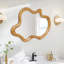 Miroir mural 33,46 "x 22,24" de forme irrégulière avec cadre en bois naturel