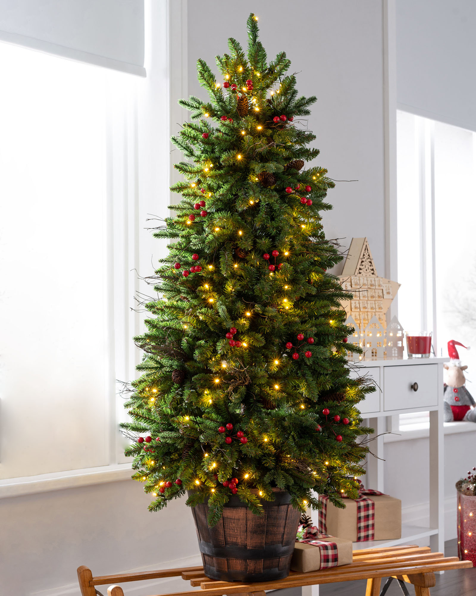 The Seasonal Aisle 4.5ft Green Pine Artificial Christmas Tree with 200 ...