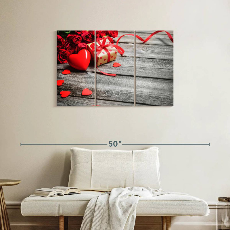 Valentine Surprise, H 24 po x l 38 po
