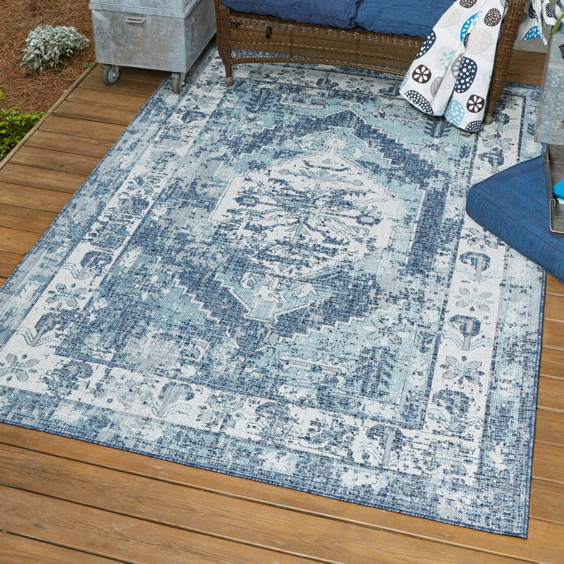Susan Oriental Indoor / Outdoor Rug, Rectangle 7' x 10'