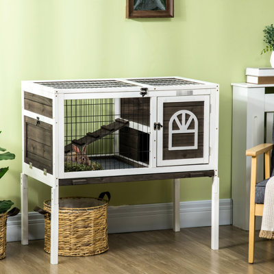 Cage à cochon d'Inde d'intérieur avec cage de couloir, portes verrouillables, plateau d'hygiène amovible, portes surélevées spacieuses pour un accès facile au café, brun