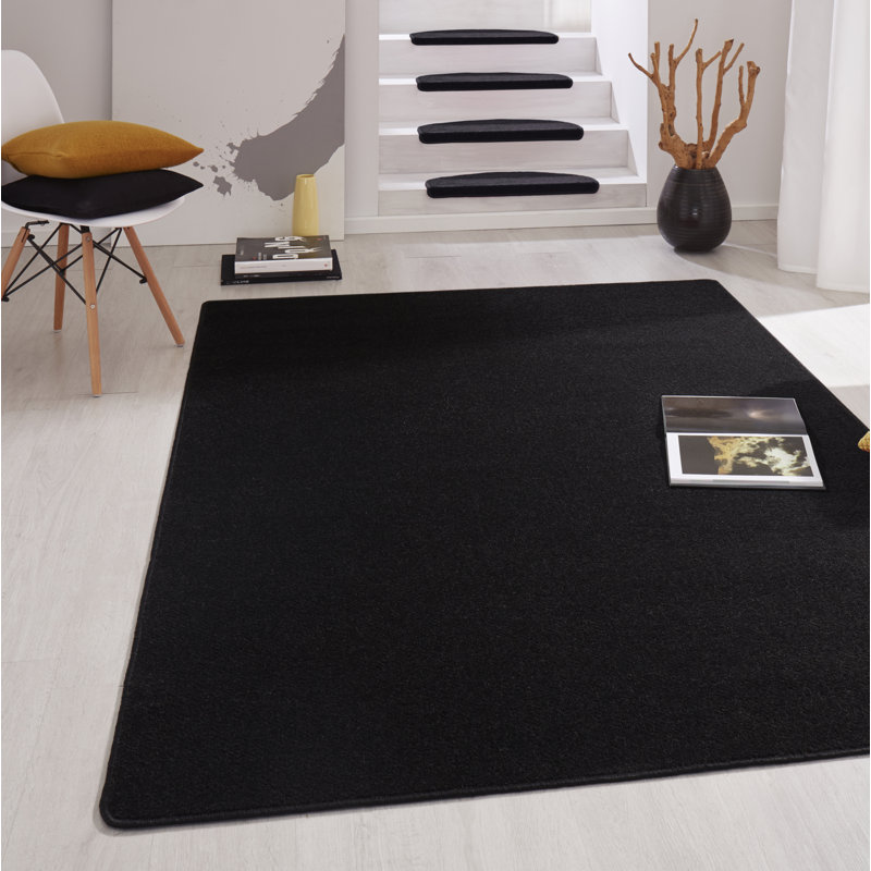 Fancy Black Stair Tread