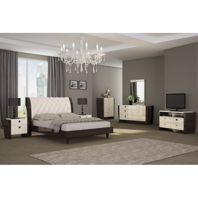 3 Piece Upholstered Bedroom Set, Queen