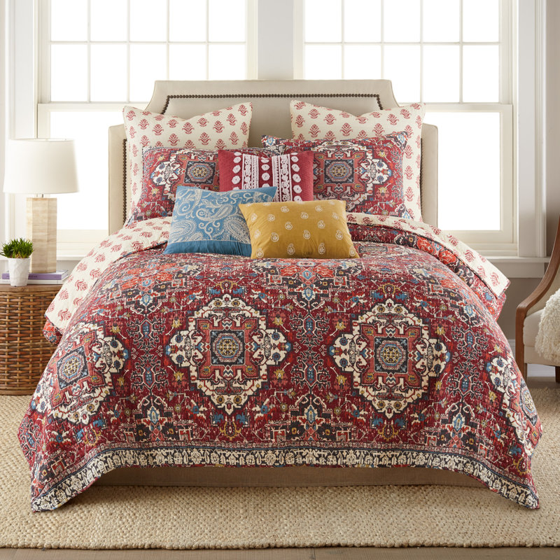 Khotan Red Twin Quilt Set