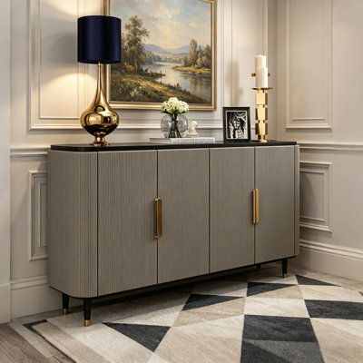 Un élégant buffet de style américain