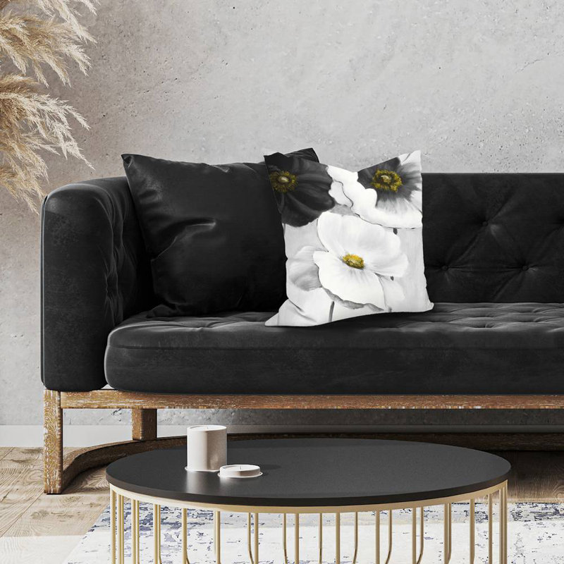 Assorted white flowers - 18"x18" Throw pillow cover - Poly twill - Print on demand