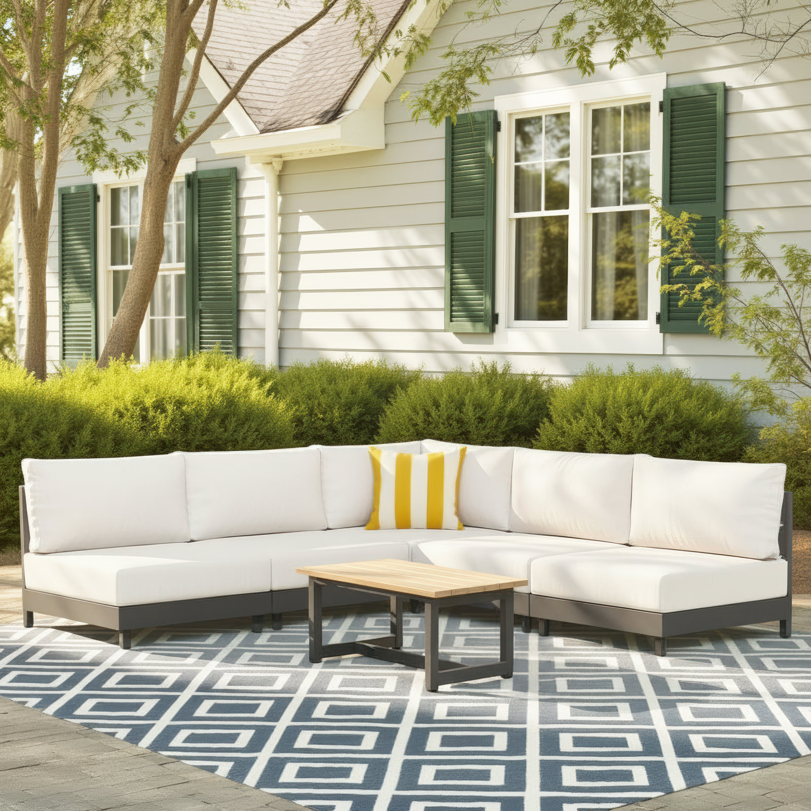 32" Patio Sectional