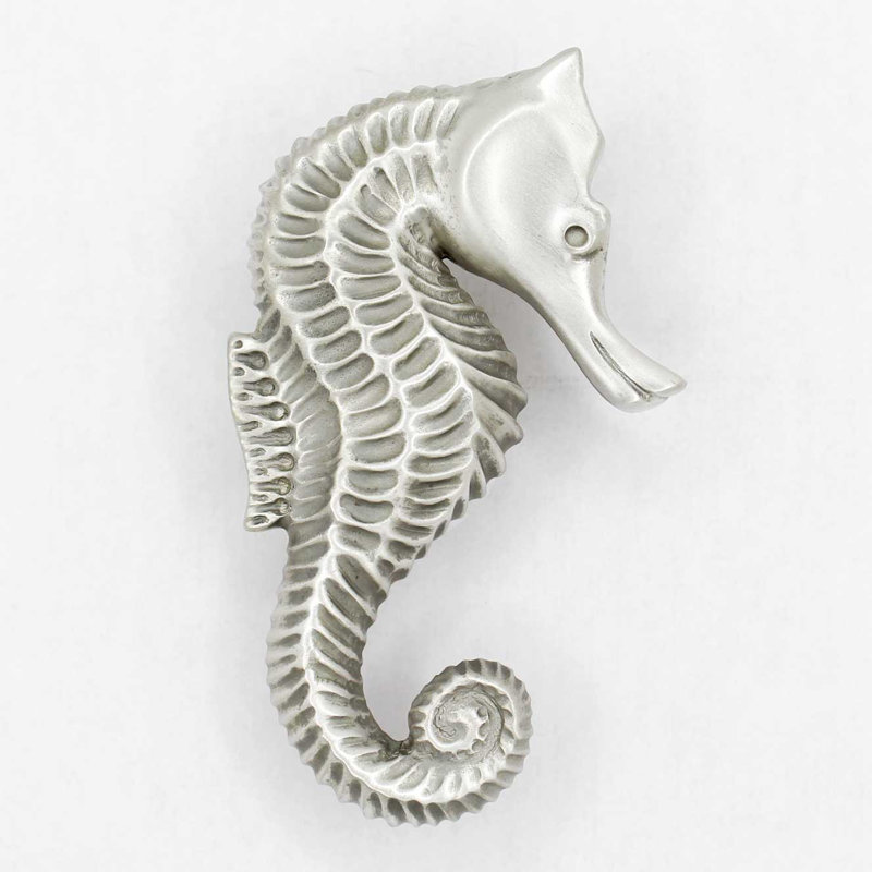 Petit hippocampe faisant face à la droite, Nickel brossé, H 3,75 po x l 2,25 po