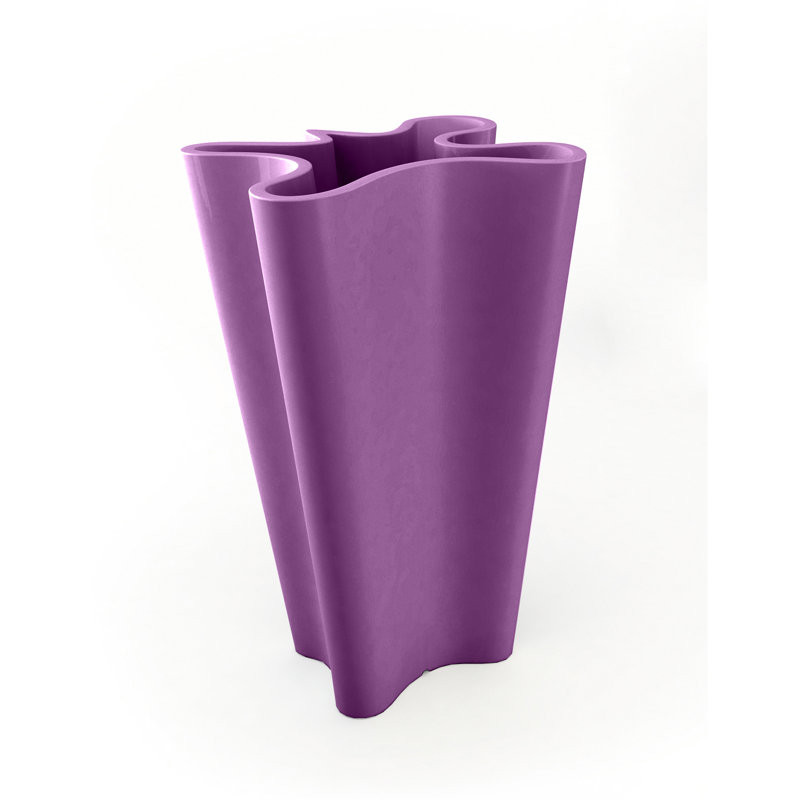 Bye-Bye Resin Pot Planter, 27.5" H x 17" W x 16.25" D, Black