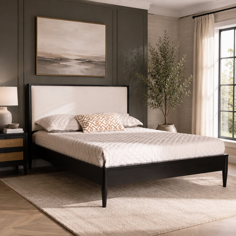 Lit plateforme en bois massif avec tête de lit tapissier Boucle, Très grand lit, Noir