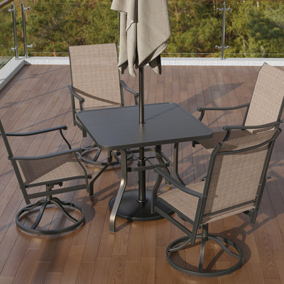 Table de salle à manger de patio