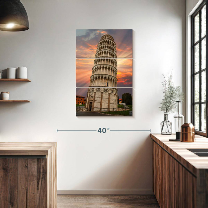 Lilie Iconic Leaning Pisa Tower