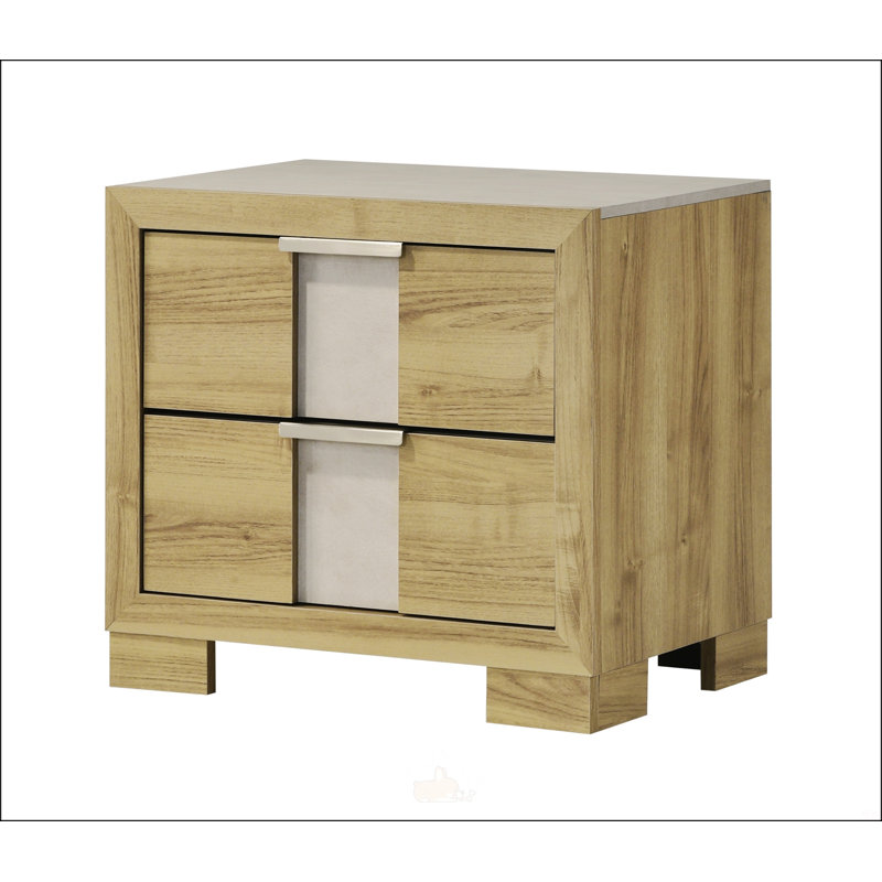Élégante table de chevet en bois de grève avec deux tiroirs, parfaite pour un décor de chambre à coucher moderne et rustique.