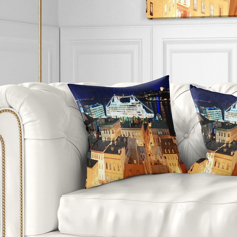 Québec - Coussin imprimé paysage urbain, 18 po x 18 po, Coussin décoratif