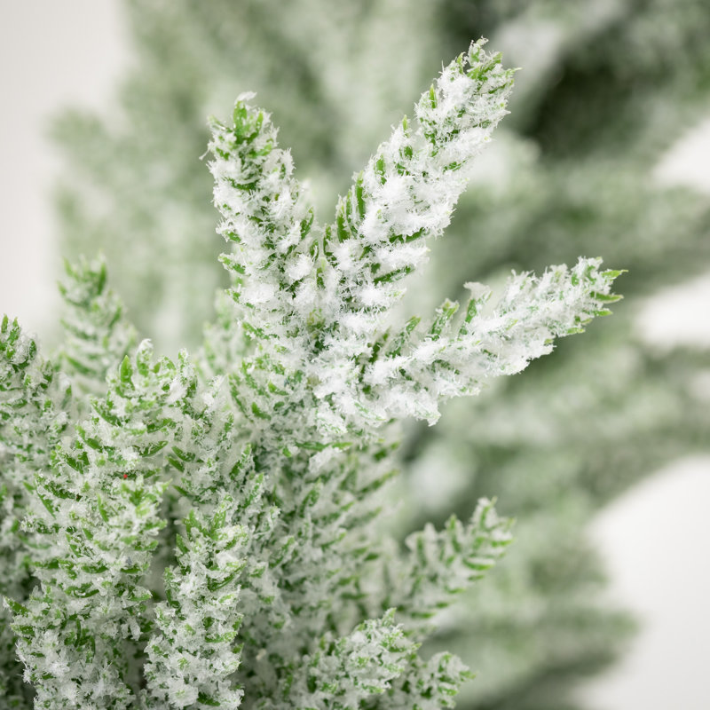 2 Piece Snowy Pine Tree Set