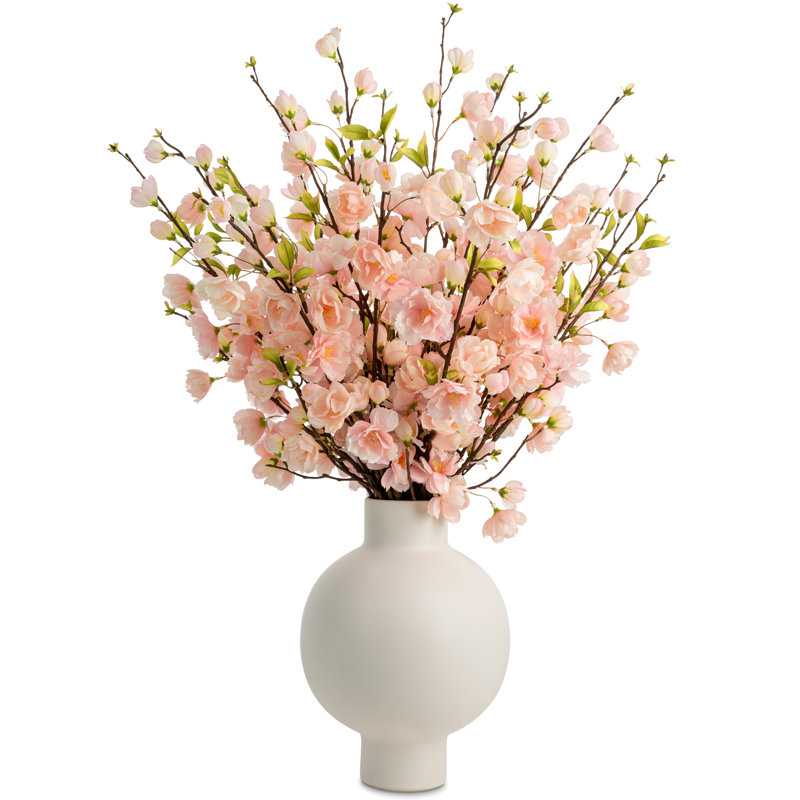 Arrangement floral fonctionnel dans un vase, H 27 po x l 21 po x P 21 po