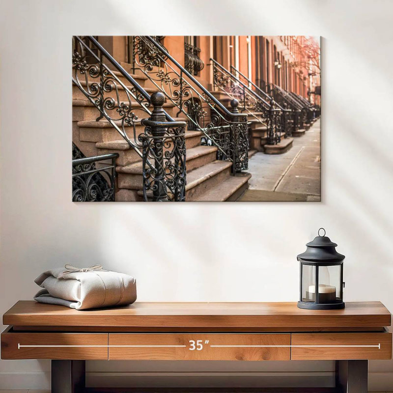 Escalier Lilie NYC, H 16 po x l 24 po