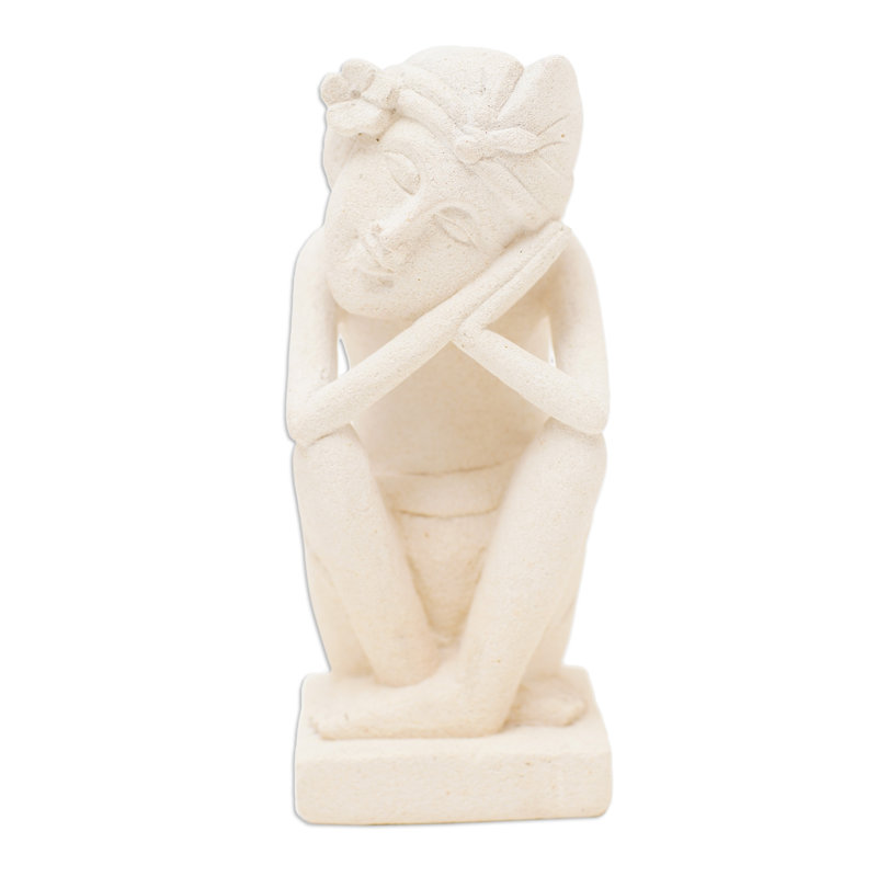 Figurines & Sculptures