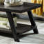 Table basse contemporaine en bois gris anthracite, espace de rangement supplémentaire et lustre aux pieds larges anthracite répliqué avec des pieds de tablette pour une pièce élargie-737685097-737685098