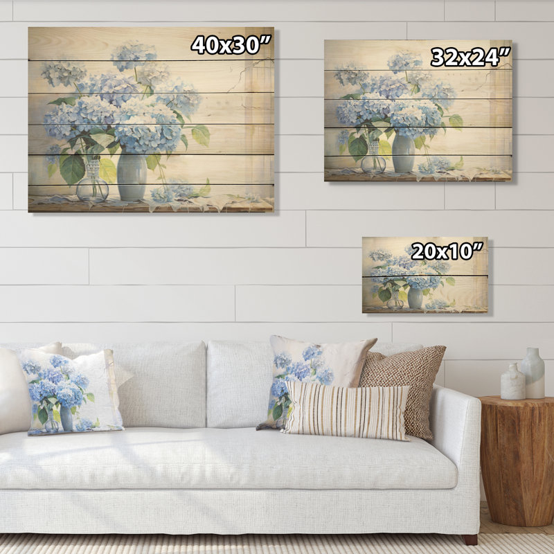 «Blue Hydrangea Farmhouse Still Life», art mural bois d'hortensia sur bois de pin naturel, H 10 po x l 20 po