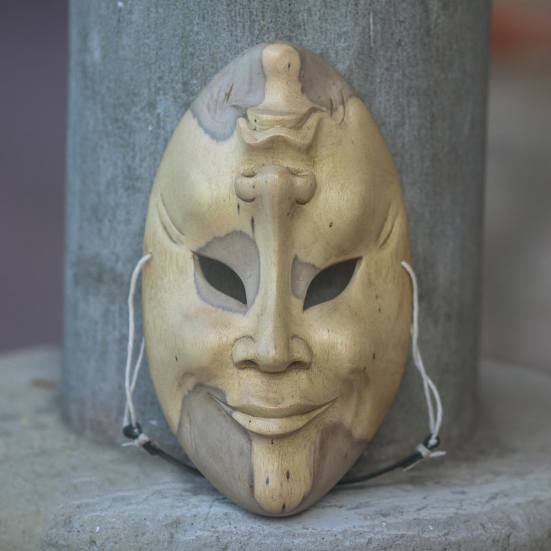 Handmade Traditional Entertainment Wall Decor