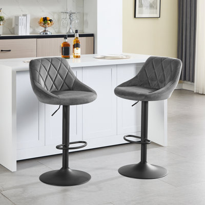 Paynter Swivel Yes Bar Stool with Steel Frame