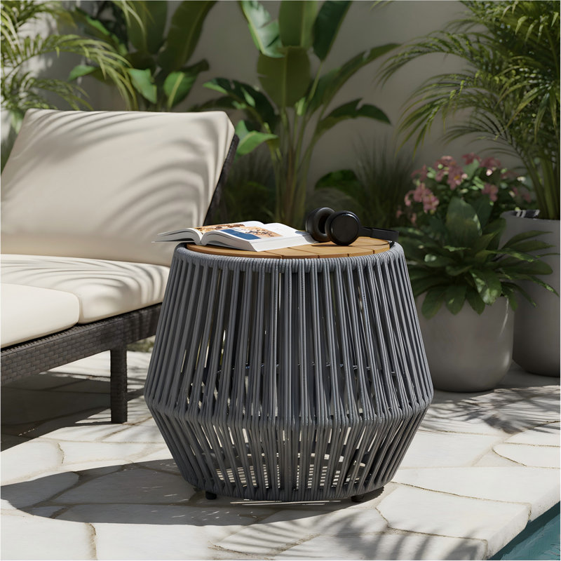 Table d'appoint en bois d'acacia avec base en corde grise - finition en teck naturel, accent côtier moderne pour la terrasse, le jardin, le balcon et l'intérieur