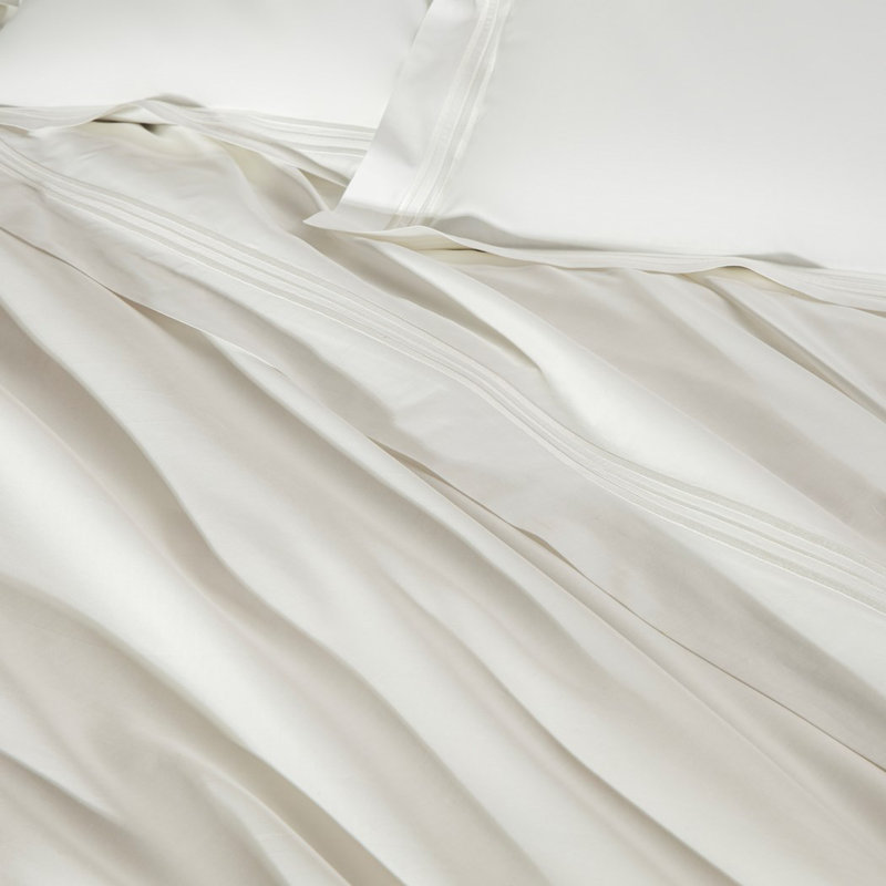 Triplo Bourdon Percale Duvet Cover, White/Milk, Queen Duvet Cover