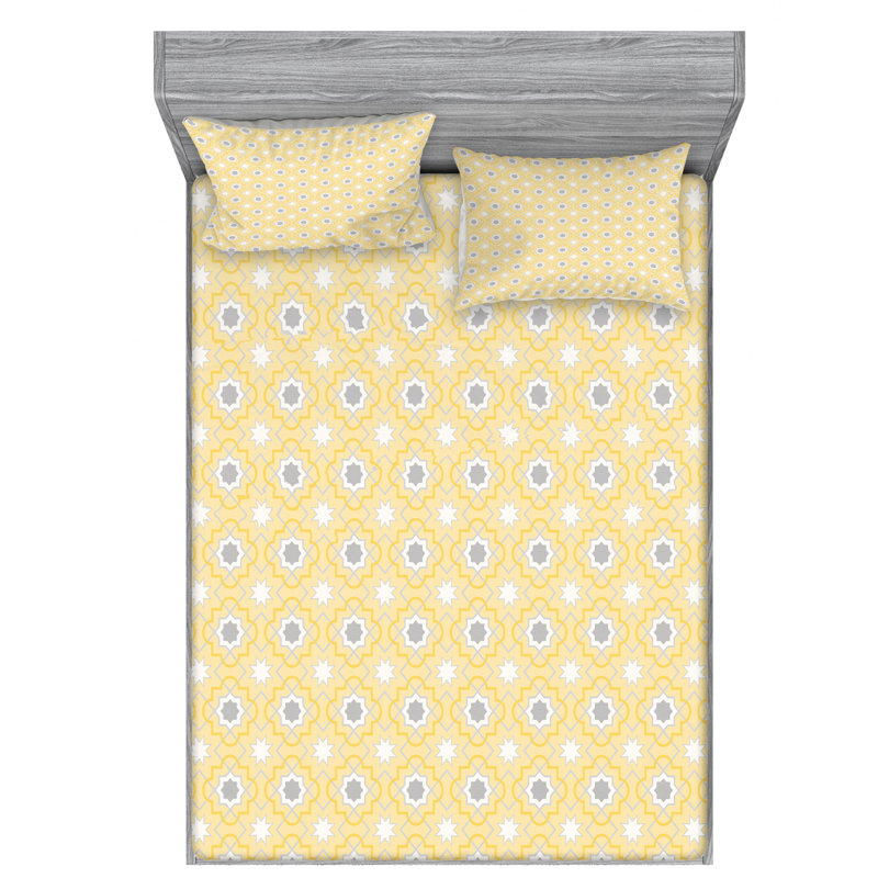 Quatrefoil Microfiber Sheet Set, Full Sheet Set with Fitted Sheet