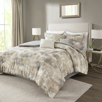 Édredon pour très grand lit en gris avec imprimé abstrait et 2 taies décoratives glamour au revers assorties