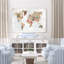 carte mappemonde à motifs sur la texture boho, sur fond brun, motif cachemire, rouge, or, doré, orange, Continents-975101492