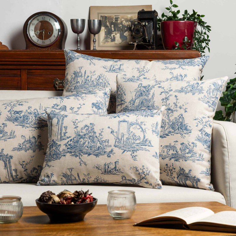 Blue Cushion, 58x58cm, Synthetic filled